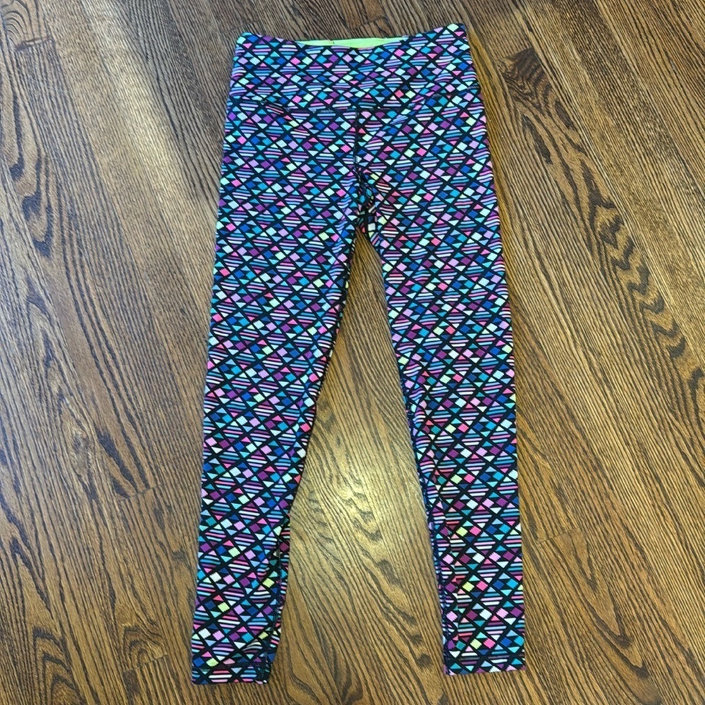 VSX Victoria's Secret Sport Knockout Leggings Size S Short Black Multicolor